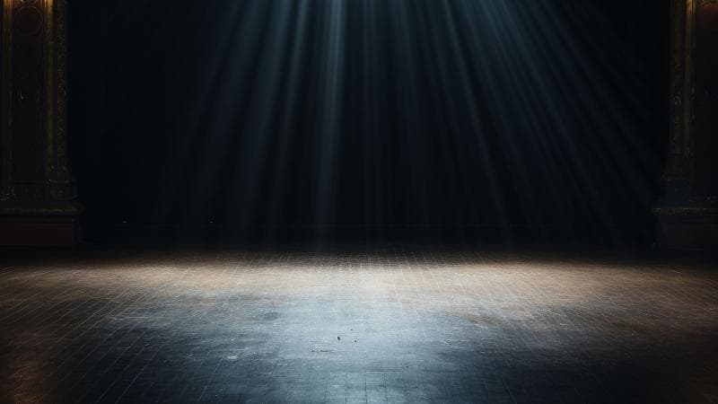 Με συνδιοργανώτρια την Περιφέρεια Πελοποννήσου η θεατρική παράσταση «Δάφνες και Πικροδάφνες» στο Σαϊνοπούλειο Αμφιθέατρο